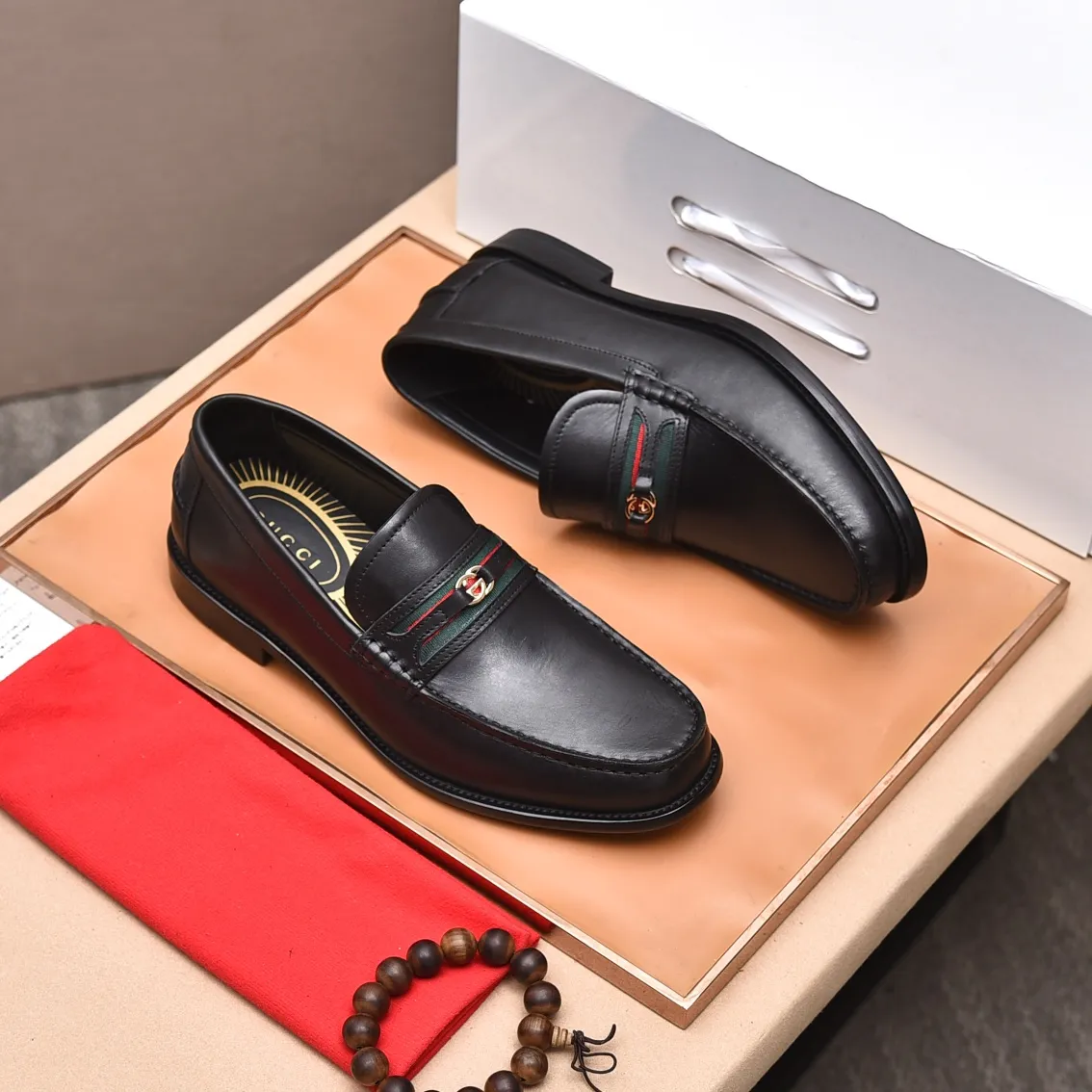 Men's shoes 💰580 📛📛Original (water-dyed cow lining) Gucci GUCCI official website formal shoes 🌀 Italian 🇮🇹 imported cowhide ➕ top imported water-dyed cowhide lining 💋 fine handmade original bottom, the real thing looks better when photographed in person Standard size 38-44